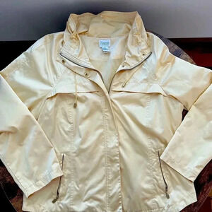 Zenergy by Chicos windbreaker, light rain jacket. Size: Chicos 2, 10/12.